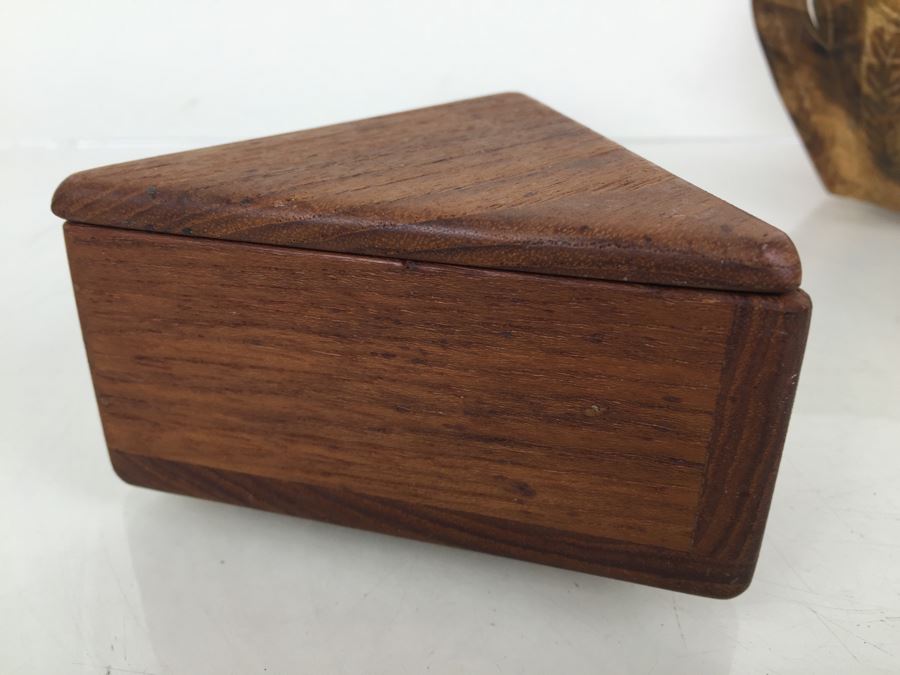 Nice Assortment Of Wooden Boxes, Containers, Etc. [Photo 25]