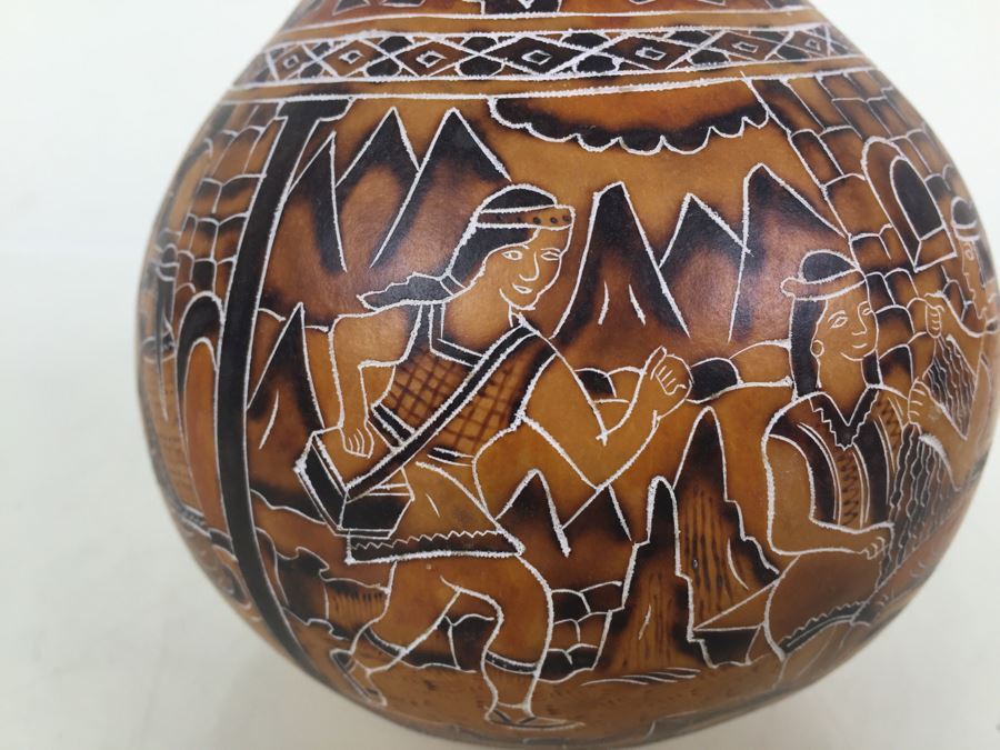 Hand Painted Gourd [Photo 9]