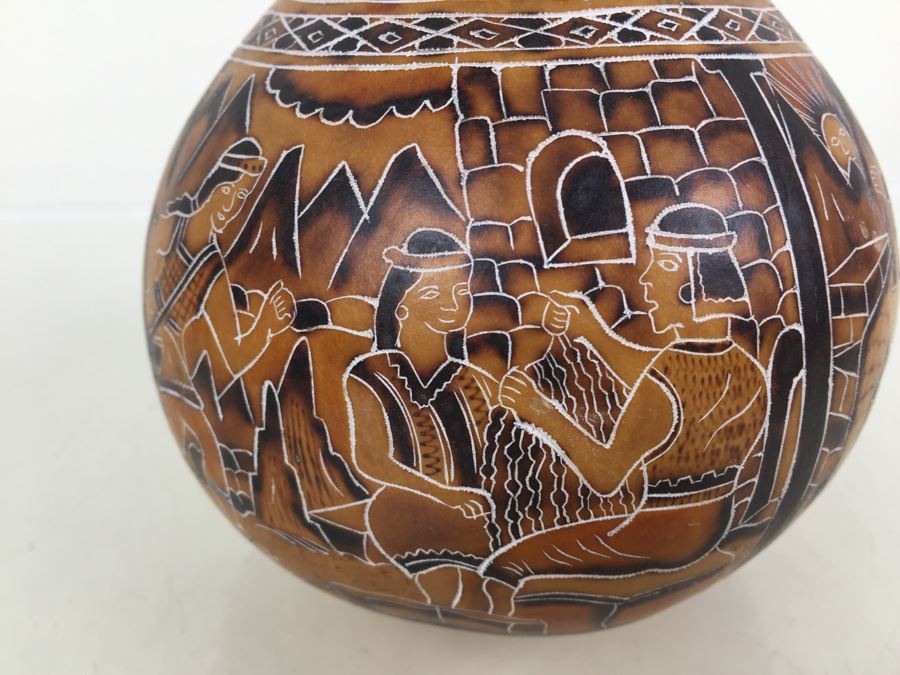 Hand Painted Gourd [Photo 2]