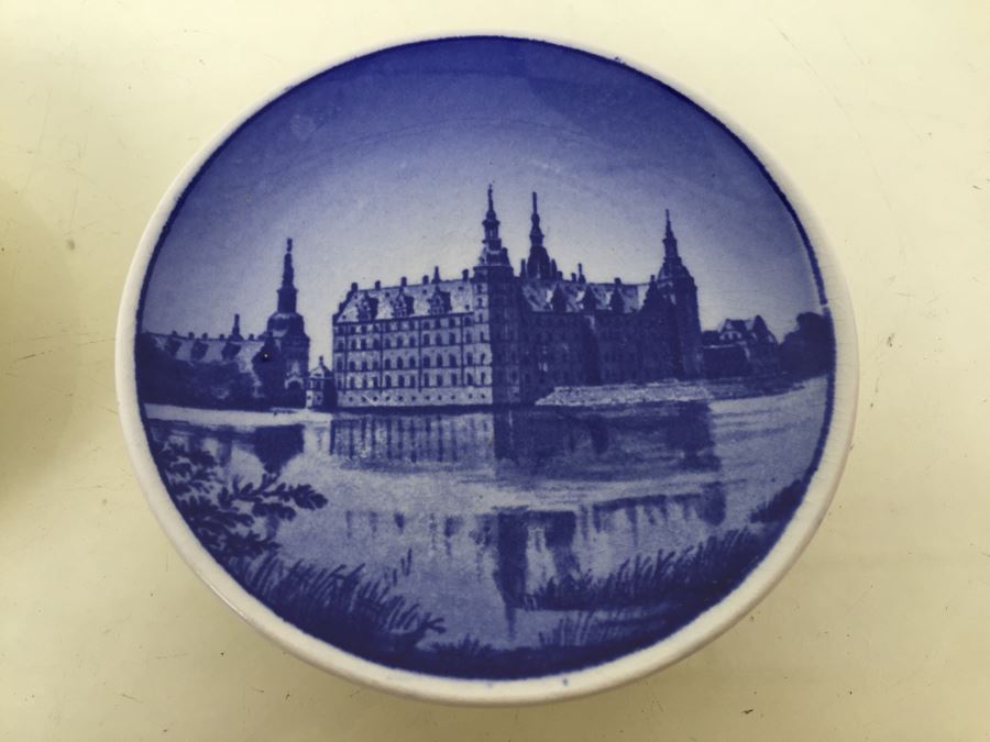 Set Of 6 Denmark Royal Copenhagen Miniature Blue & White Plates [Photo 8]