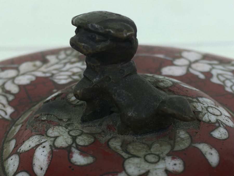 Vintage Chinese Cloisonne Lidded Box With Foo Dog [Photo 8]