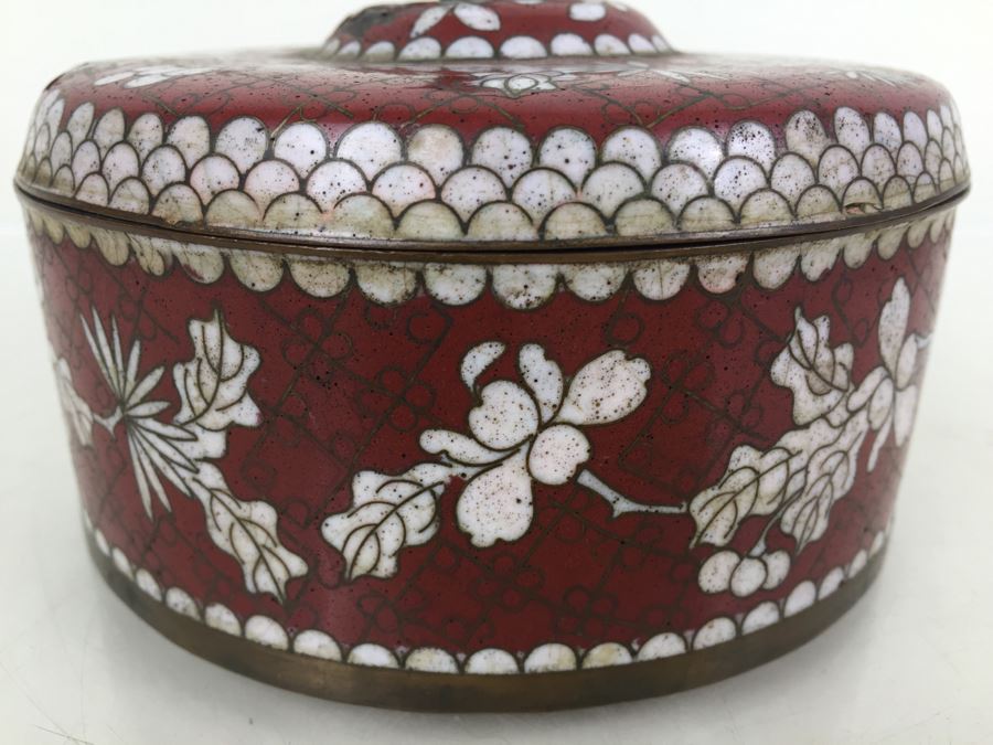 Vintage Chinese Cloisonne Lidded Box With Foo Dog [Photo 5]