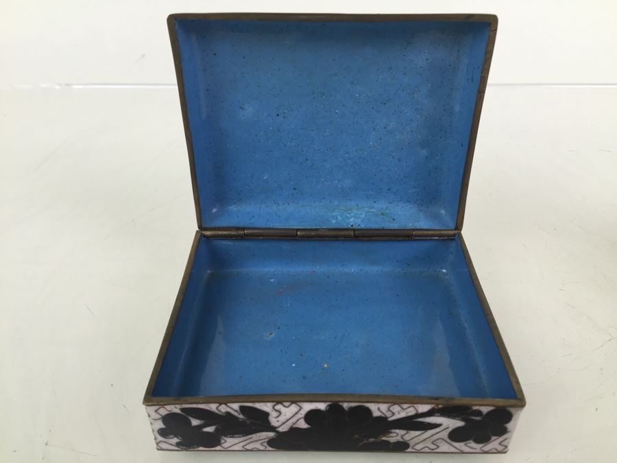 Pair Of Chinese Cloisonne Lidded Boxes [Photo 16]