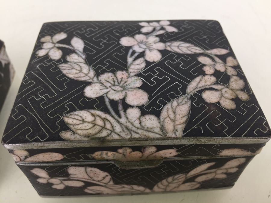 Pair Of Chinese Cloisonne Lidded Boxes [Photo 5]