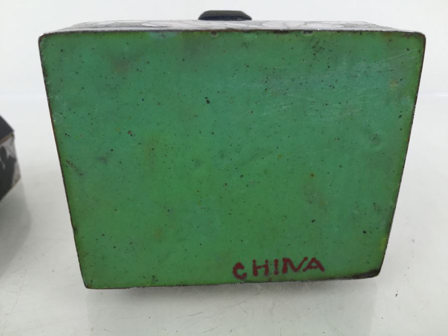 Pair Of Chinese Cloisonne Lidded Boxes [Photo 11]