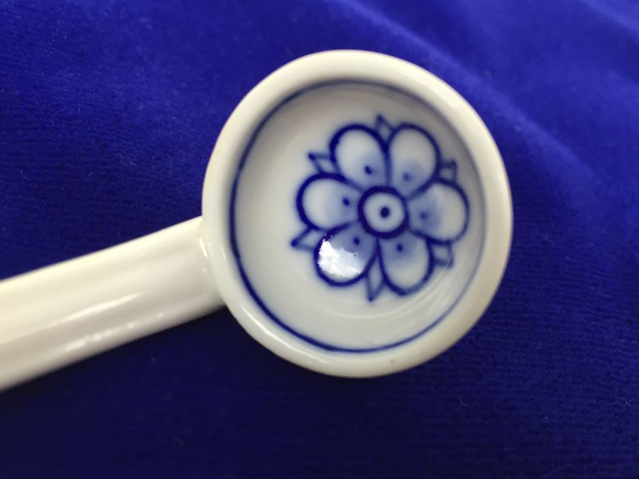 Meissen Porcelain Germany Small Ladle Blue Onion [Photo 2]