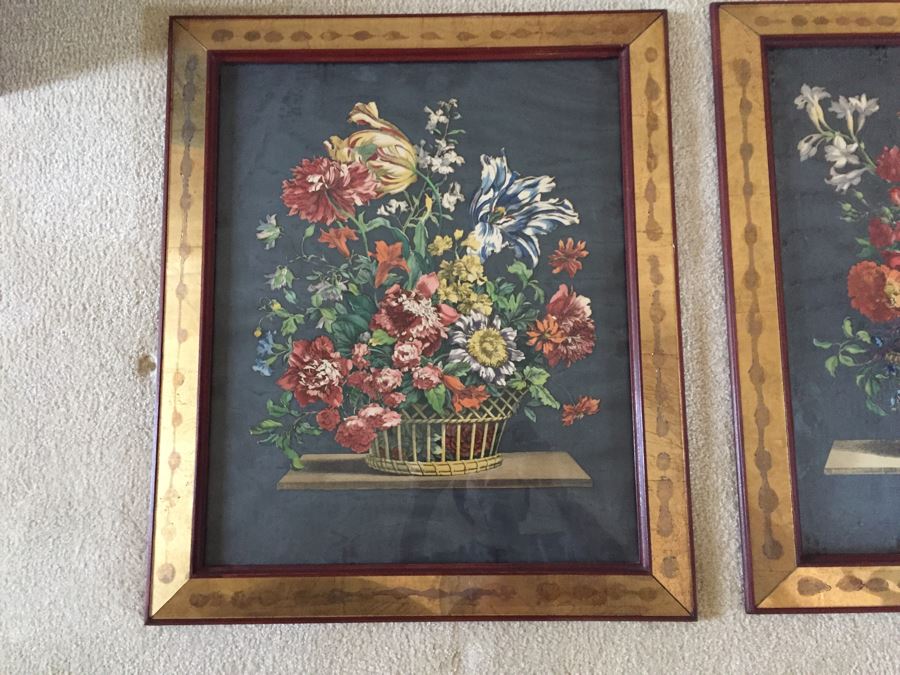 Vintage Pair Of Nicely Framed Floral Prints [Photo 2]