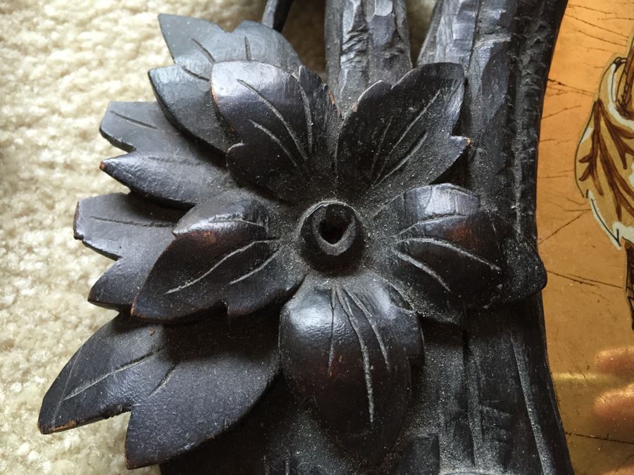 Antique Pair Of Stunning Black Forest Hand Carved Wooden Frames With Reverse Painted Glass Engravings [Photo 6]