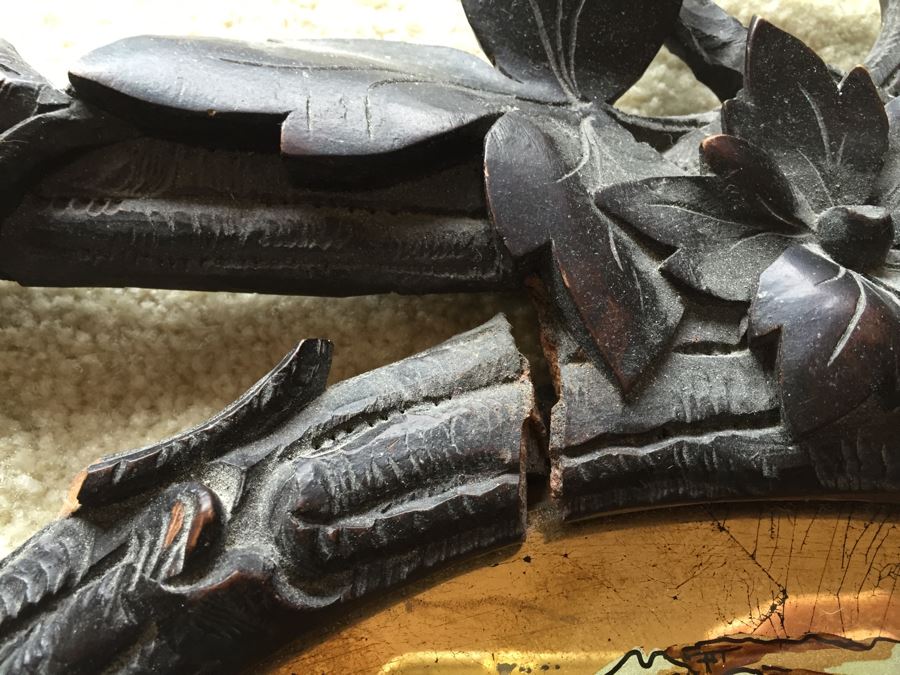 Antique Pair Of Stunning Black Forest Hand Carved Wooden Frames With Reverse Painted Glass Engravings [Photo 26]