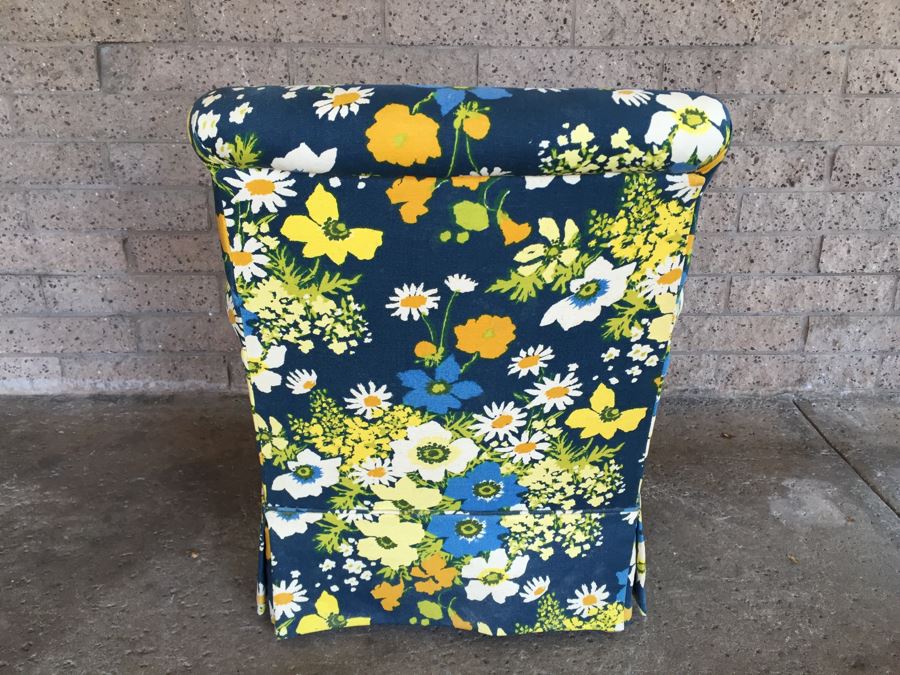 Vintage Upholstered Floral Armchair [Photo 8]