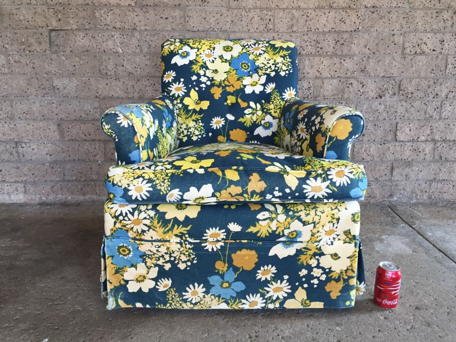 Vintage Upholstered Floral Armchair [Photo 1]