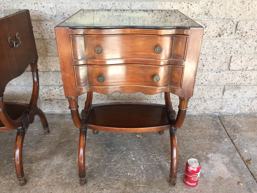 Exquisite Pair Of Wooden Serpentine Vintage Nightstands With Glass Tops [Photo 5]