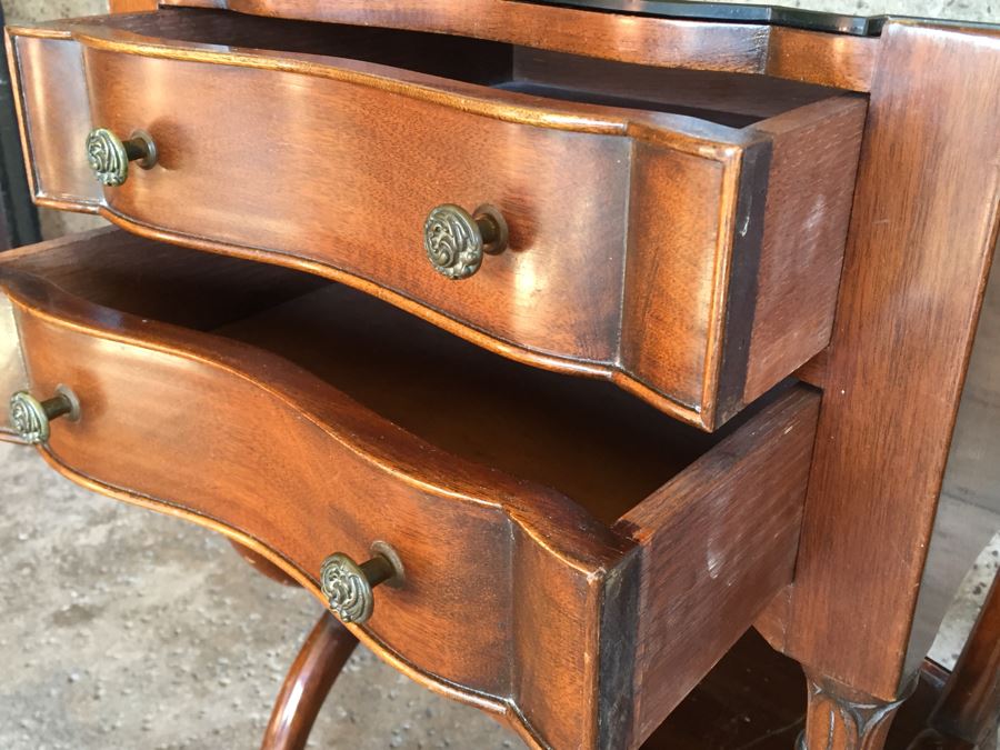 Exquisite Pair Of Wooden Serpentine Vintage Nightstands With Glass Tops [Photo 19]