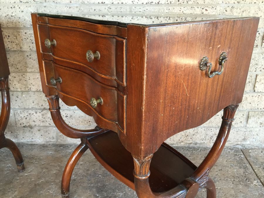 Exquisite Pair Of Wooden Serpentine Vintage Nightstands With Glass Tops [Photo 9]