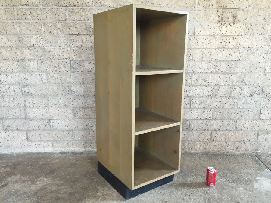 Nice Wooden Bookcase Painted Green - Genuine NASCO Product Manufactured By Nathan Shectman [Photo 2]