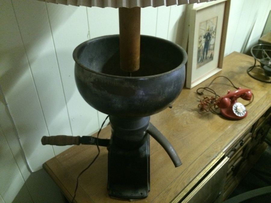Industrial Lamp - Montgomery Ward Metal Cream Separator Royal Blue No. 43  [Photo 12]