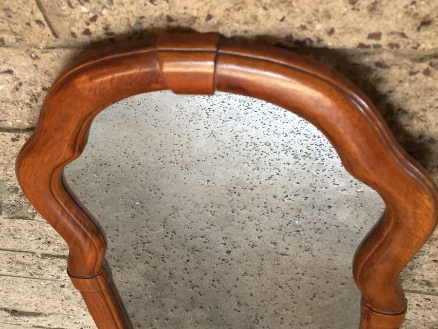 Nice Wooden Wall Mirror [Photo 6]