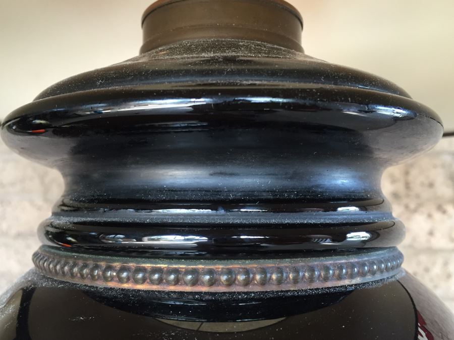 Antique Pair Of Exquisite Black Chinese Lamps With Mother Of Pearl Inlay [Photo 27]