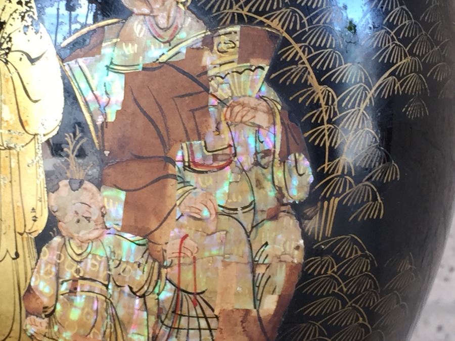 Antique Pair Of Exquisite Black Chinese Lamps With Mother Of Pearl Inlay [Photo 17]