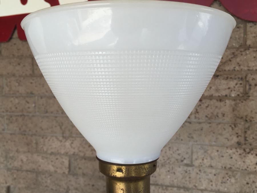 Antique Pair Of Exquisite Black Chinese Lamps With Mother Of Pearl Inlay [Photo 39]