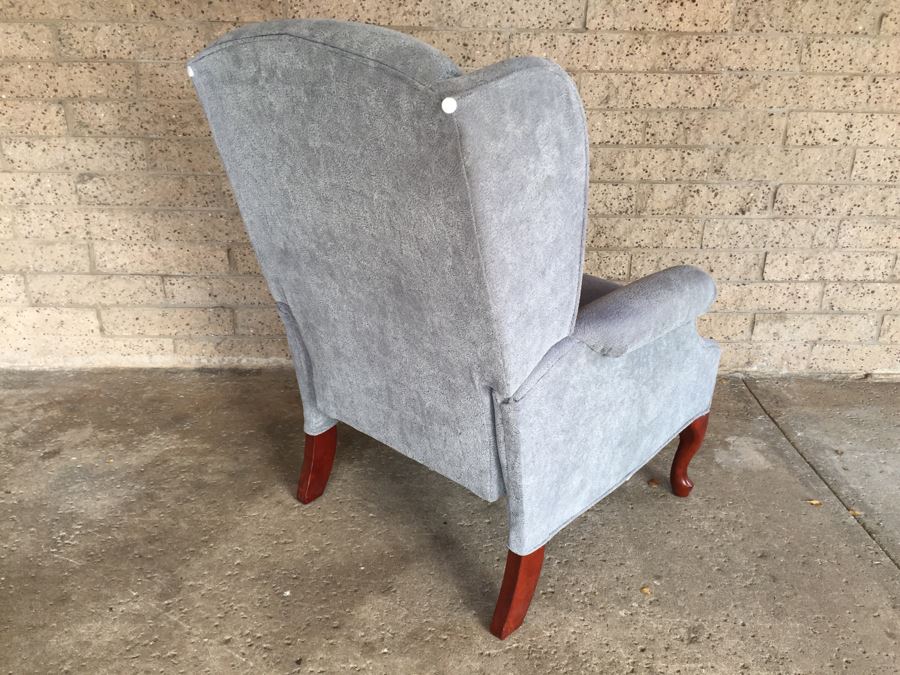 LANE Furniture Wingback Recliner Armchair [Photo 11]