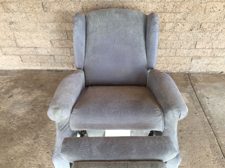 LANE Furniture Wingback Recliner Armchair