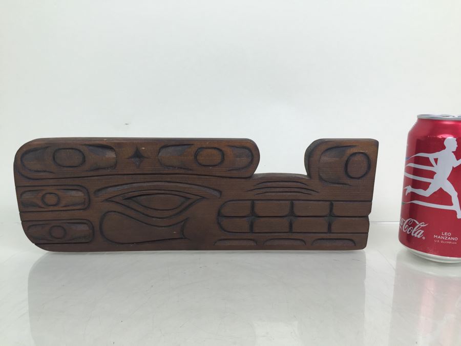 Wood Carving Pacific Northwest Style Crocodile [Photo 1]