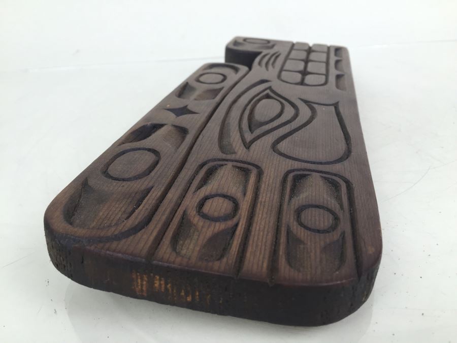 Wood Carving Pacific Northwest Style Crocodile [Photo 7]