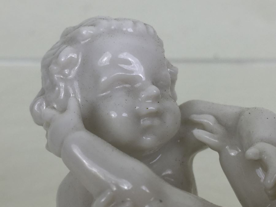 Hutschenreuther Selb LHS Germany Kunstabteilung Dancing Cherubs [Photo 10]