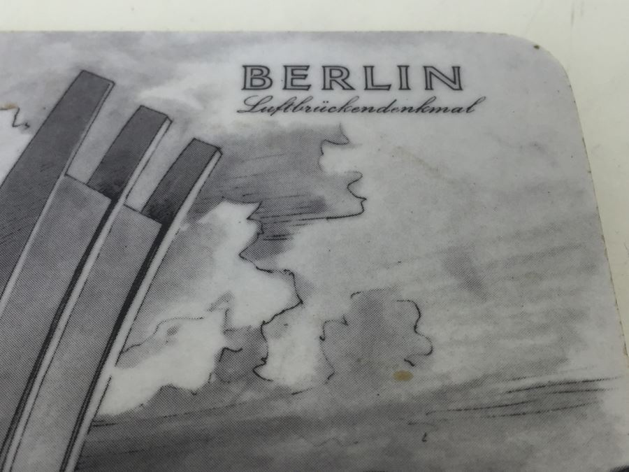 Set Of Bernard Buffet & Berlin Germany Schuberth Coasters [Photo 13]