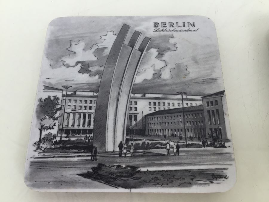 Set Of Bernard Buffet & Berlin Germany Schuberth Coasters [Photo 12]