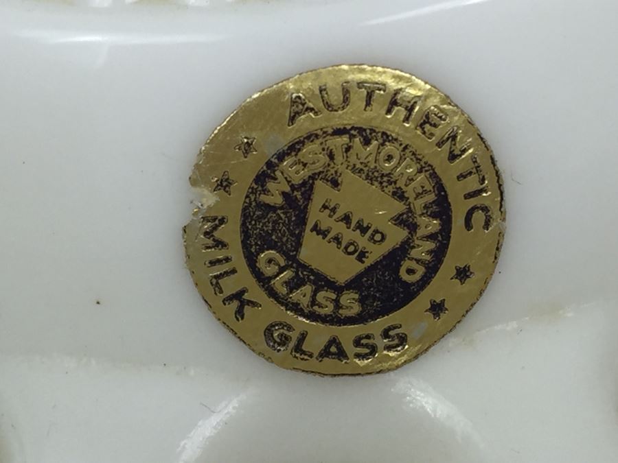 Pair Of Vintage Milk Glass Banana Fruit Pedestal Bowl Holders One Is Westmoreland Milk Glass [Photo 3]