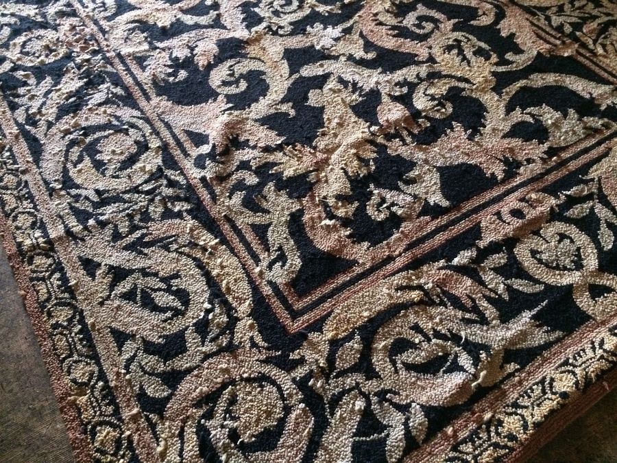 Vintage EMBROIDERED Area Rug FLORAL Ornate HUGE Carpet FABRIC Black 8' X 5' [Photo 2]