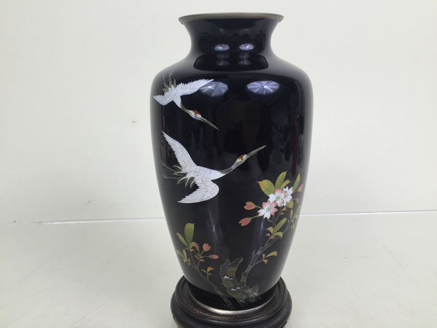 Stunning Signed Japanese SATO Cloisonne Vase With Stand Bird And Floral Motif In Excellent Condition [Photo 4]