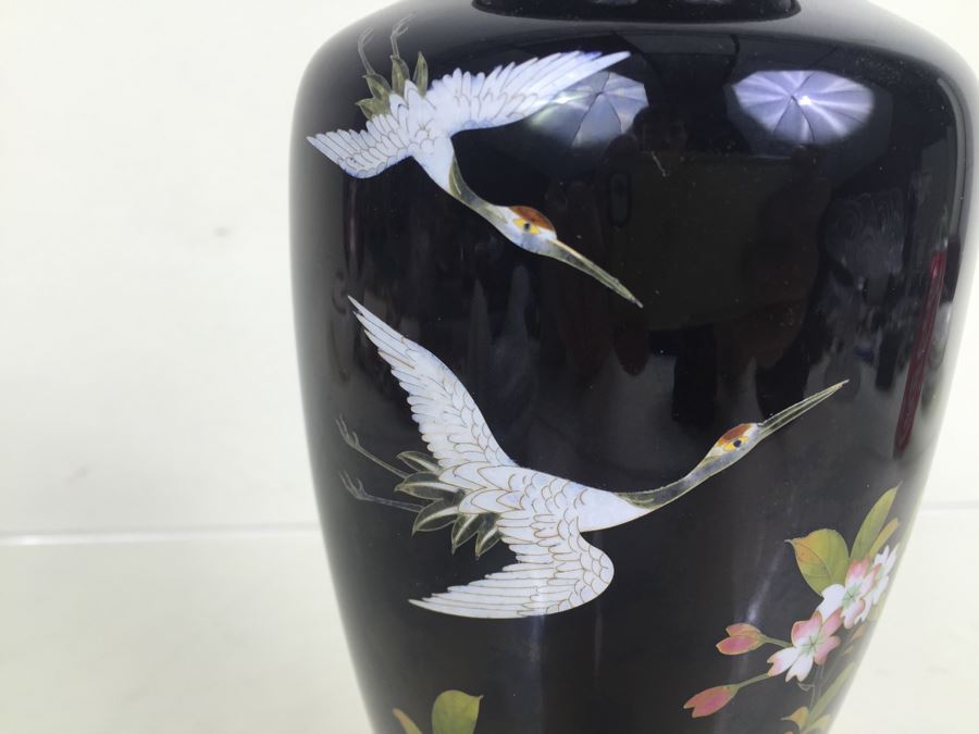 Stunning Signed Japanese SATO Cloisonne Vase With Stand Bird And Floral Motif In Excellent Condition [Photo 5]