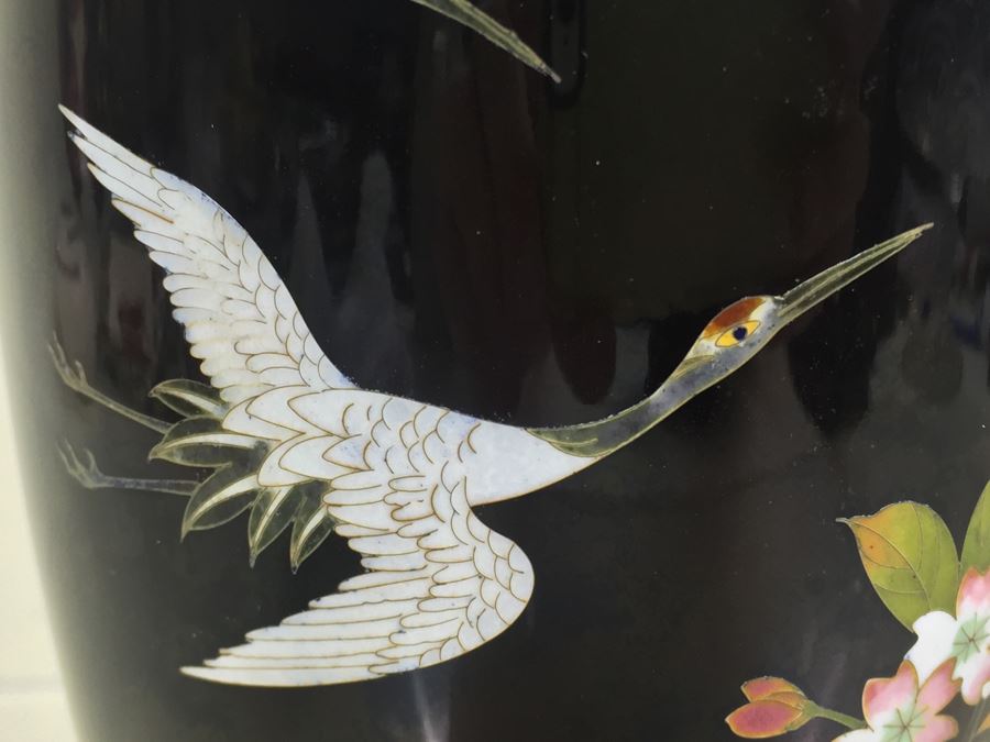 Stunning Signed Japanese SATO Cloisonne Vase With Stand Bird And Floral Motif In Excellent Condition [Photo 2]