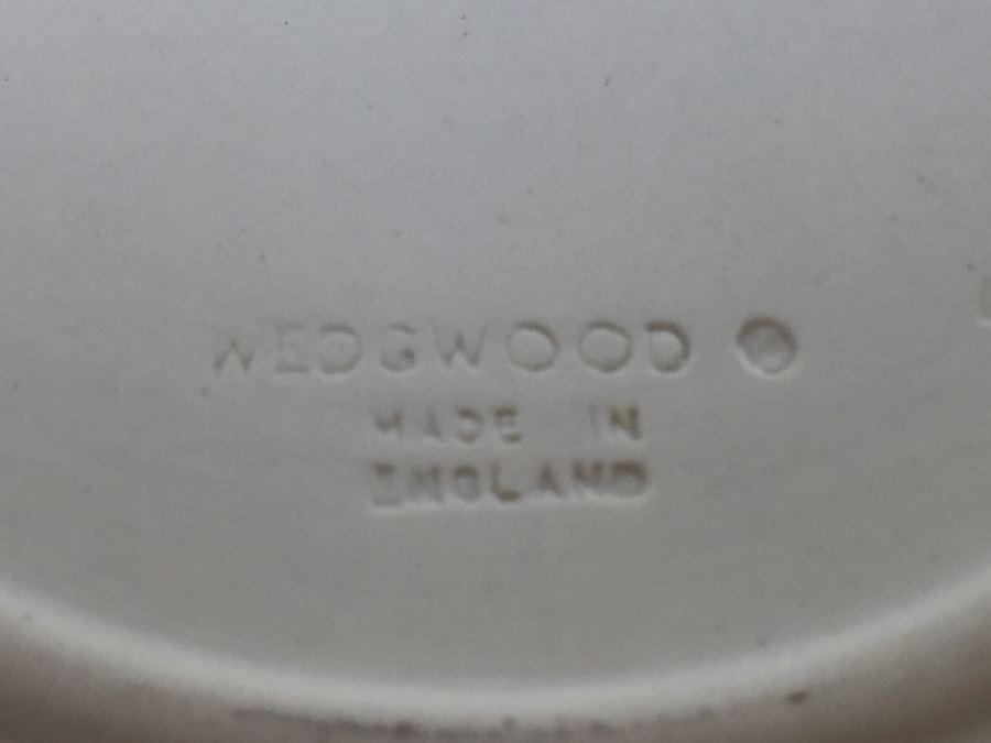 Yellow Wedgwood Jasperware Ashtray [Photo 3]