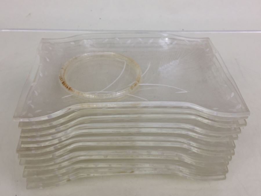 Set Of Lucite Acrylic Wheat Pattern Luncheon Snack Trays [Photo 5]