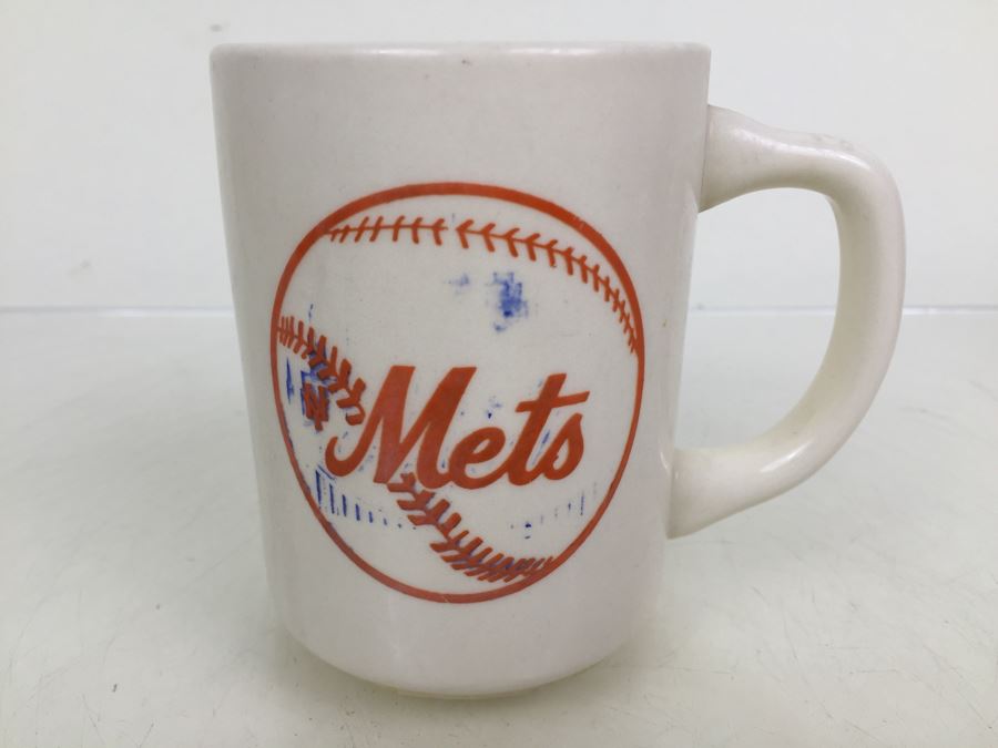 New York Mets Coffee Cup With Wayne Garrett Signature