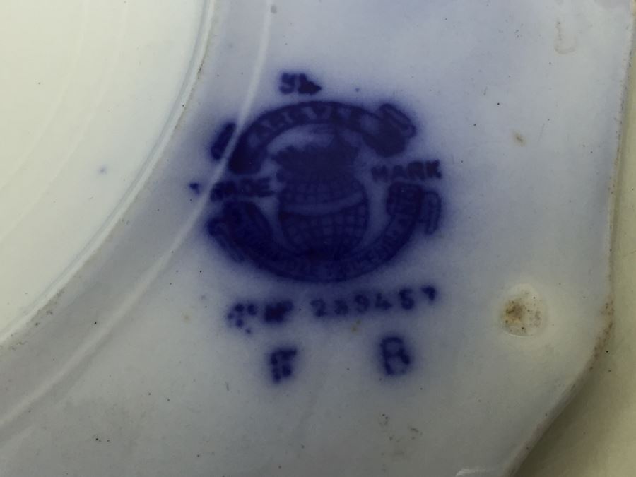 Flow Blue China Lot With Plates & Gravy Boat Featuring Wedgwood And Grindley England [Photo 11]