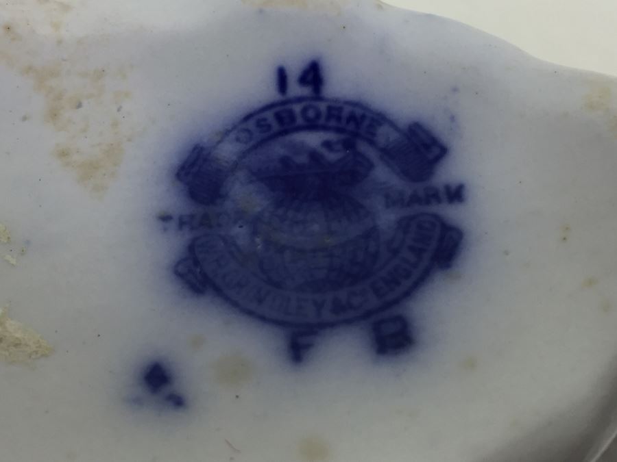 Flow Blue China Lot With Plates & Gravy Boat Featuring Wedgwood And Grindley England [Photo 22]