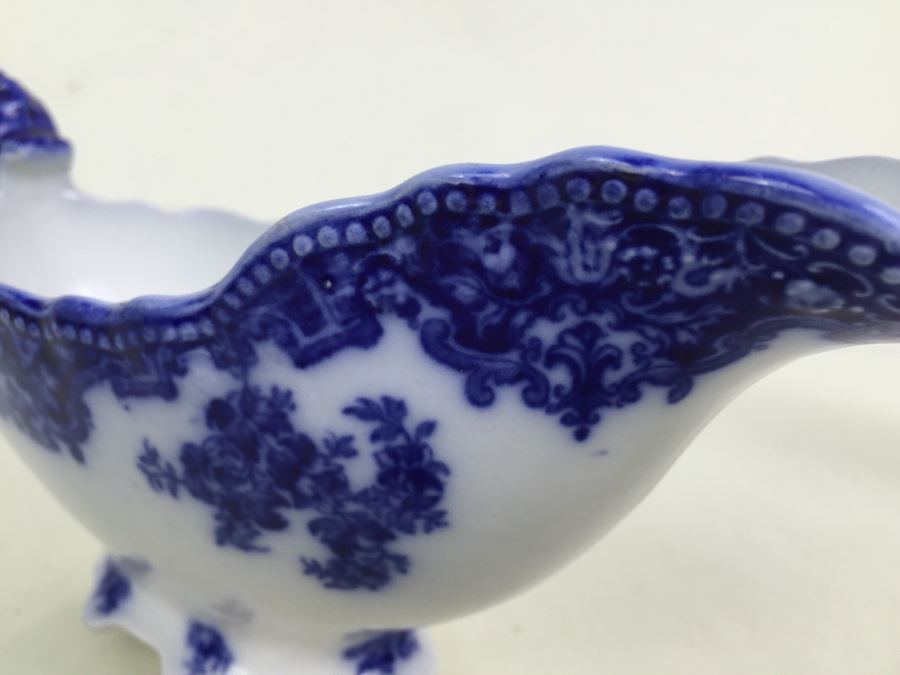 Flow Blue China Lot With Plates & Gravy Boat Featuring Wedgwood And Grindley England [Photo 19]