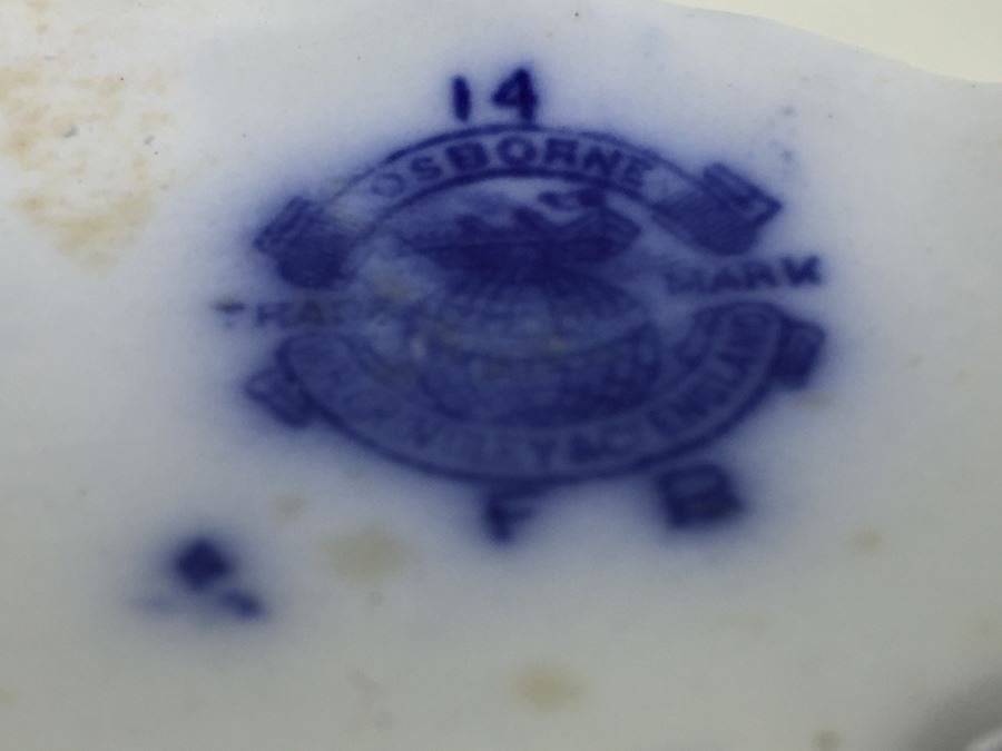 Flow Blue China Lot With Plates & Gravy Boat Featuring Wedgwood And Grindley England [Photo 23]