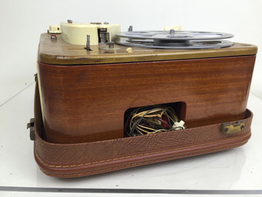 Reel To Reel Tape Recorder Tandbergs RadioFabrikk, A/S, Oslo Model 4F Made In Norway With Carrying Case And Manuals [Photo 13]