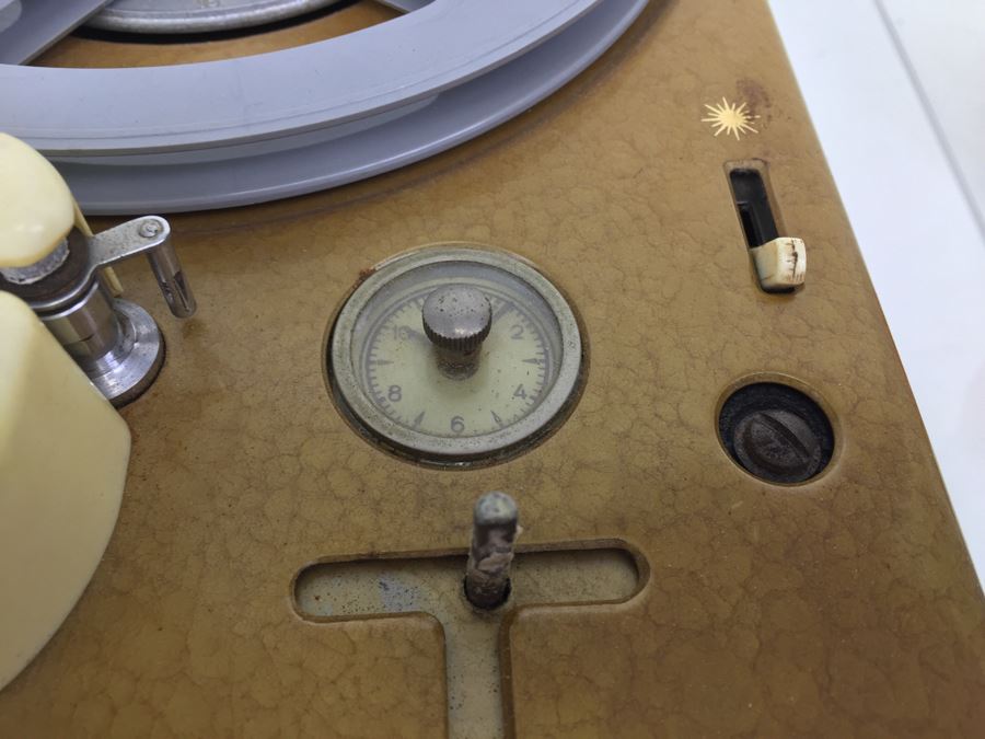 Reel To Reel Tape Recorder Tandbergs RadioFabrikk, A/S, Oslo Model 4F Made In Norway With Carrying Case And Manuals [Photo 12]