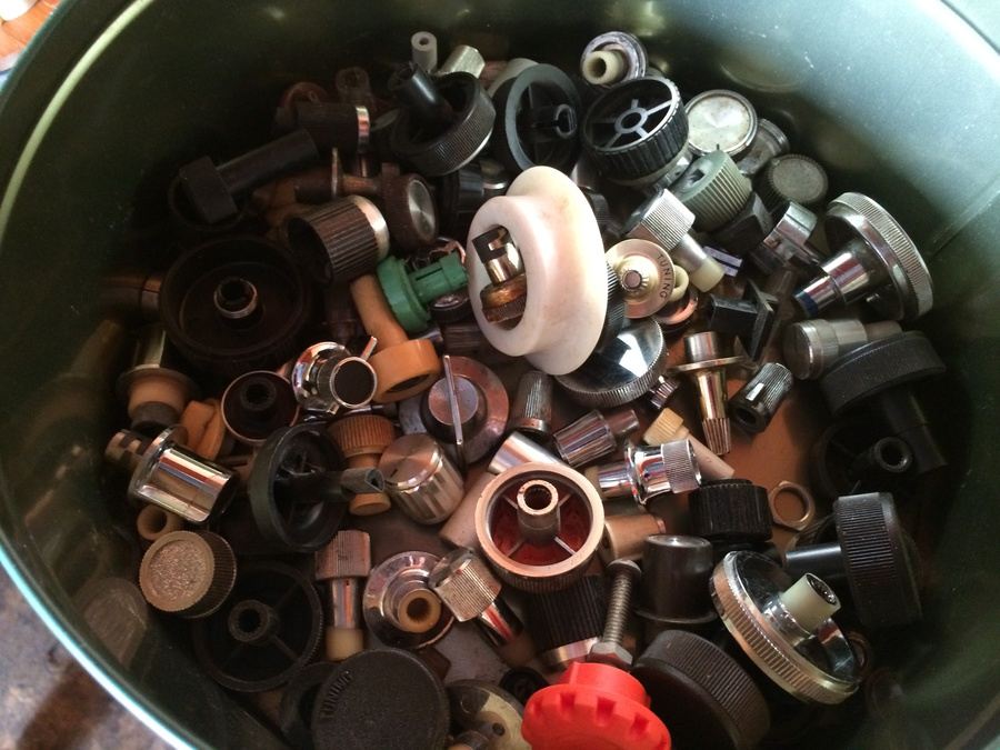 Collection of Vintage Radio Knobs [Photo 8]