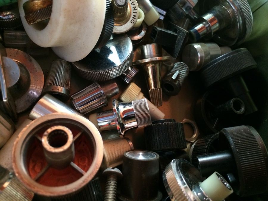 Collection of Vintage Radio Knobs [Photo 11]
