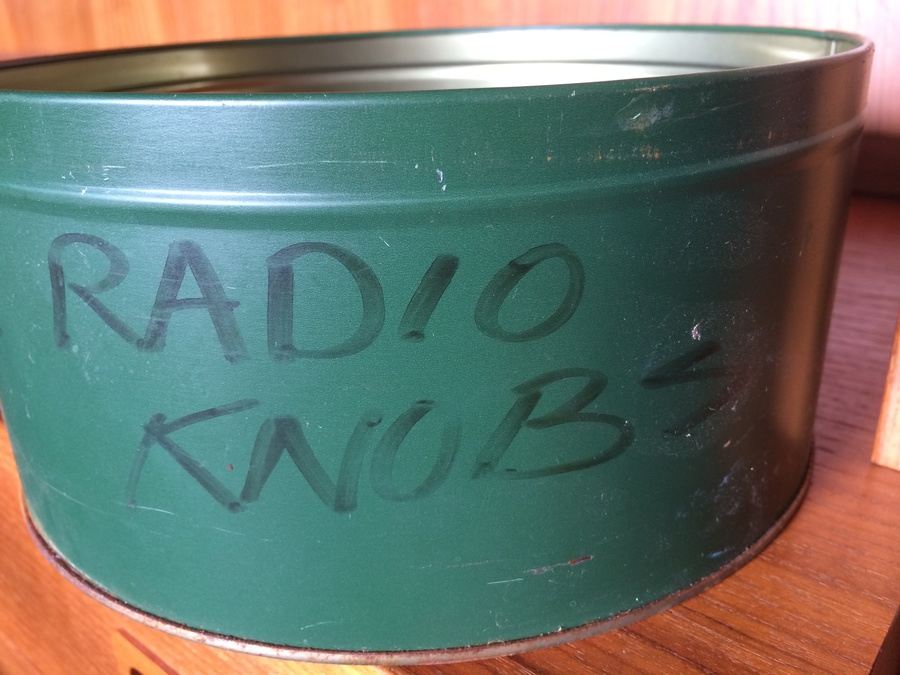 Collection of Vintage Radio Knobs [Photo 12]