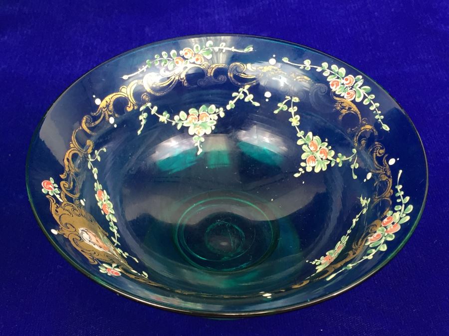 Vintage Hand Blown Glass Bowl With 3 Small Bowls [Photo 12]