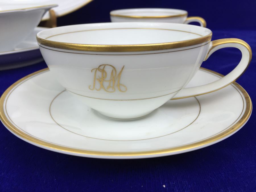 Large China Set Meito China JAPAN Hand Painted White With Gold Rim Monogramed RPM [Photo 33]